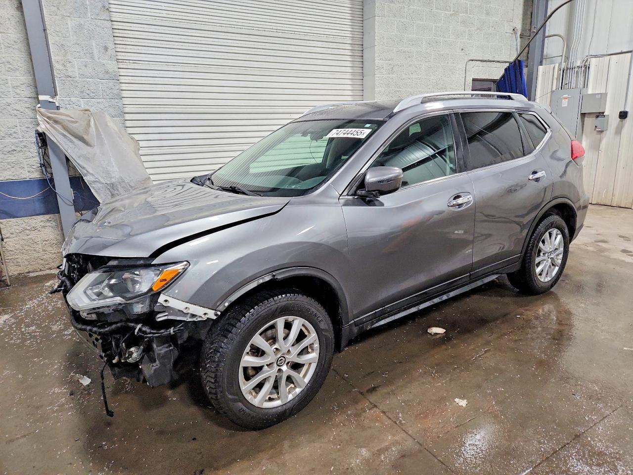2017 NISSAN ROGUE
