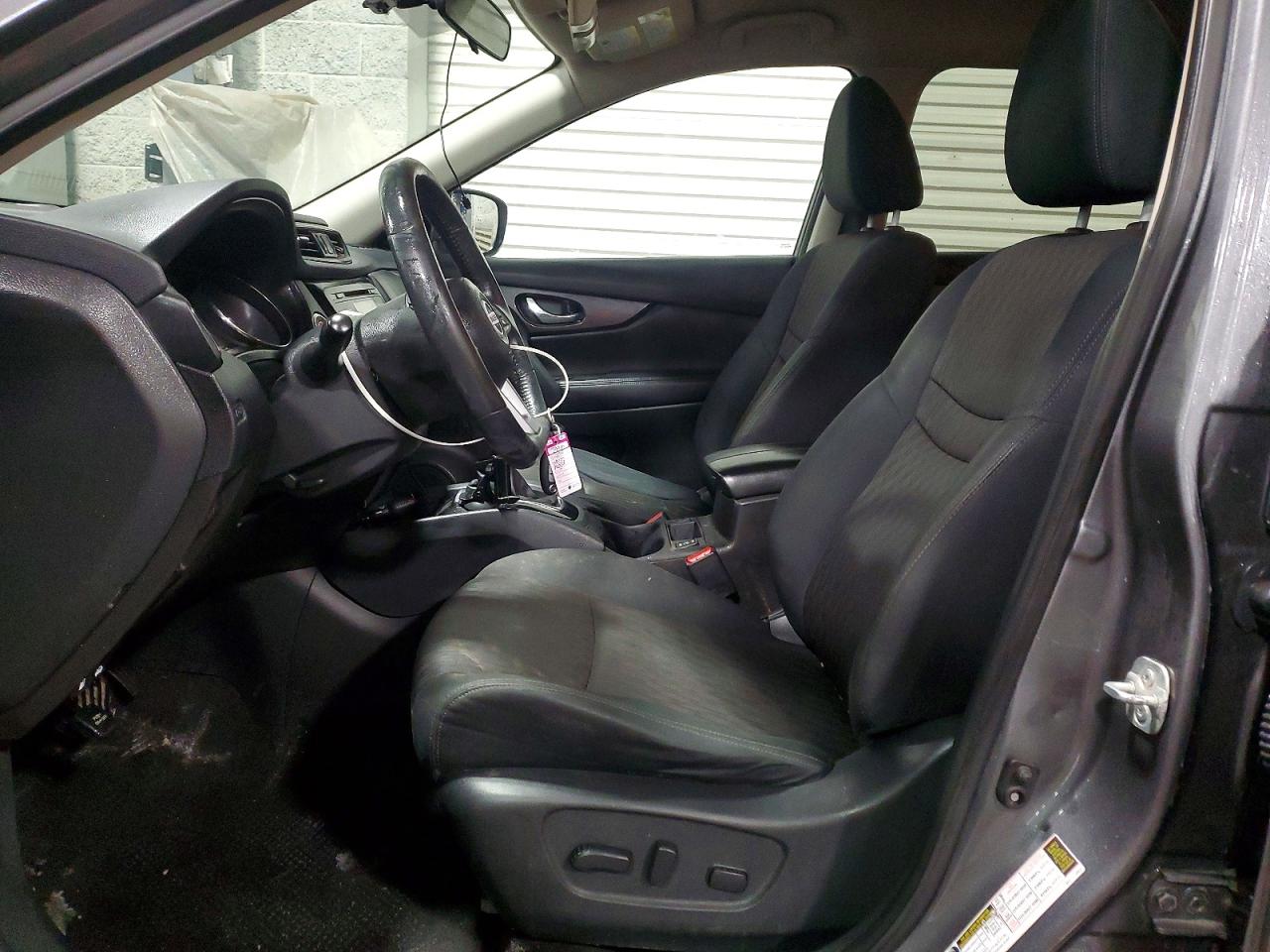 2017 NISSAN ROGUE SV photo 7