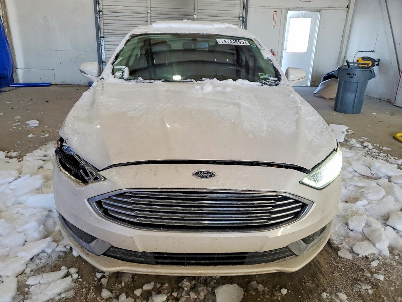 2018 FORD FUSION SE photo 9