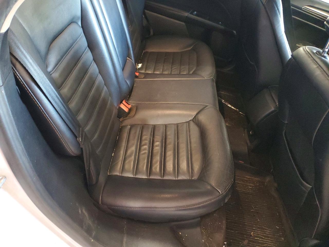2018 FORD FUSION SE photo 19