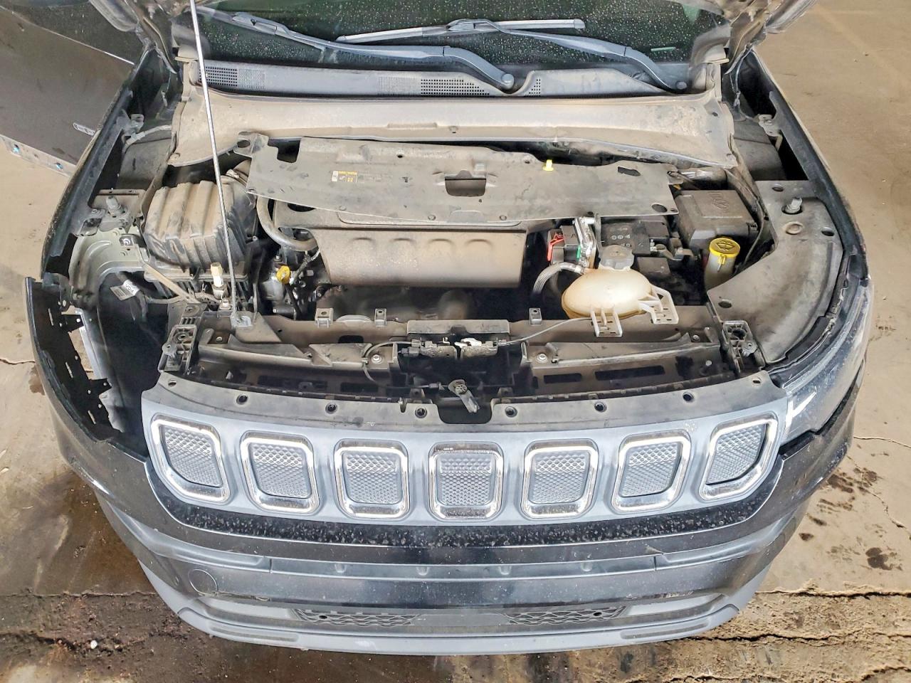 2022 JEEP COMPASS LATITUDE photo 31