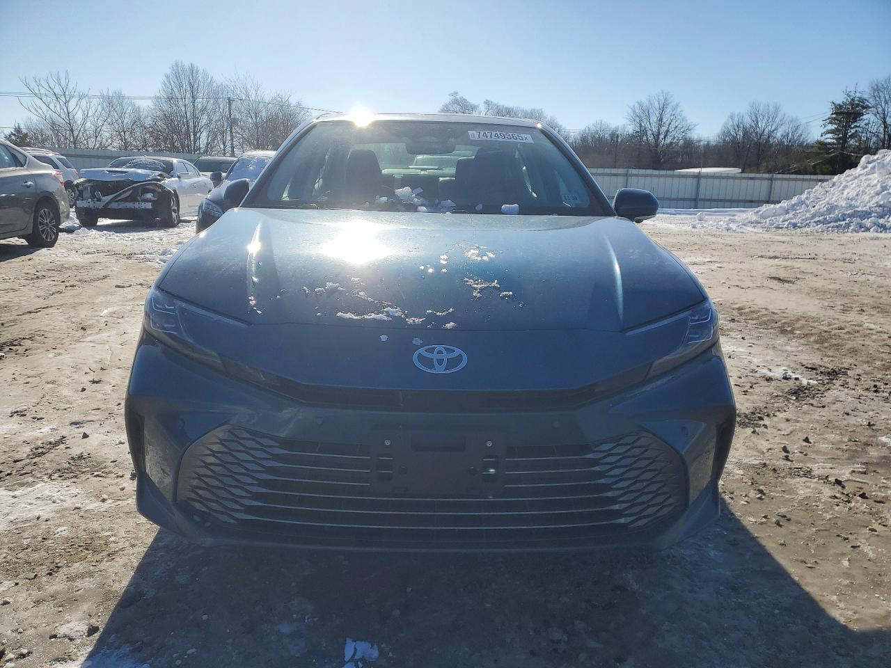 2026 TOYOTA CAMRY photo 5