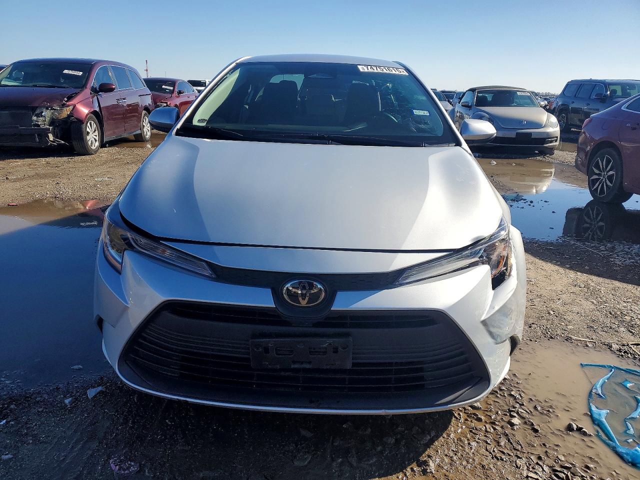2025 TOYOTA COROLLA LE photo 9