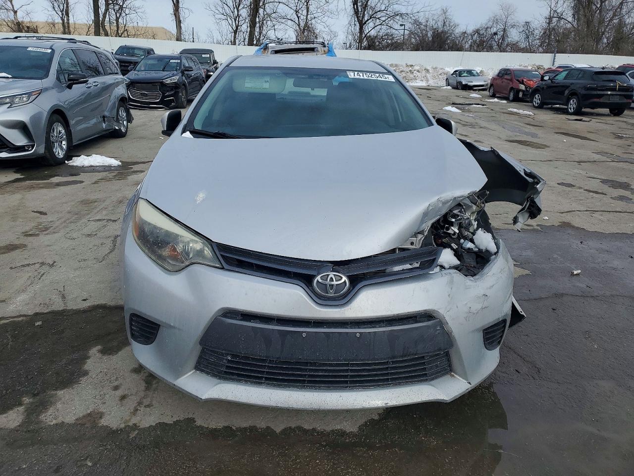 2015 TOYOTA COROLLA L photo 5