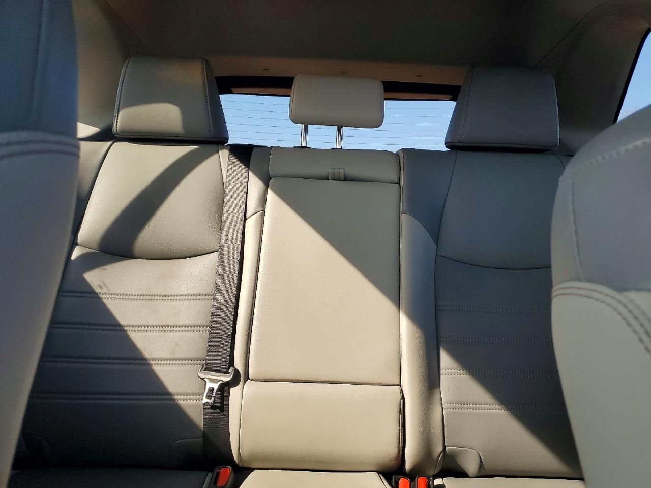 2024 TOYOTA RAV4 XLE PREMIUM photo 10