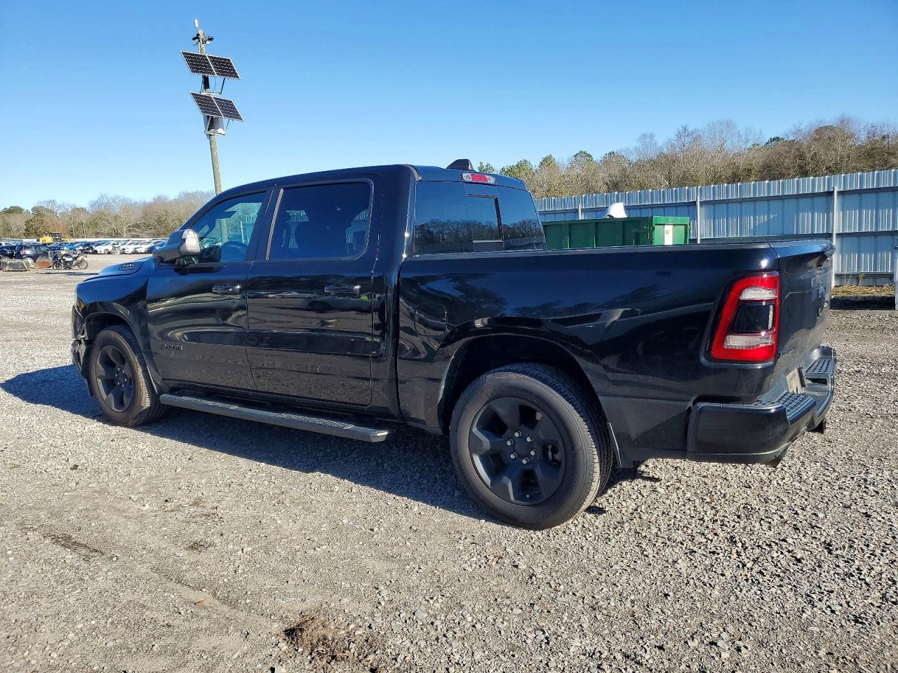 2019 RAM 1500 BIG HORN/LONE STAR photo 3