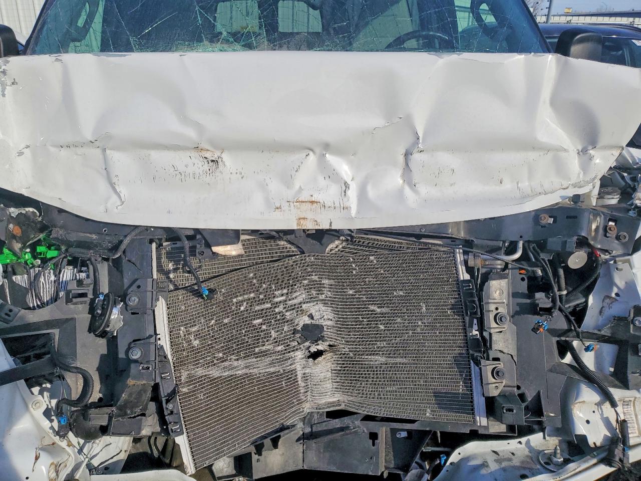 2023 GMC SAVANA G3500 LS photo 31