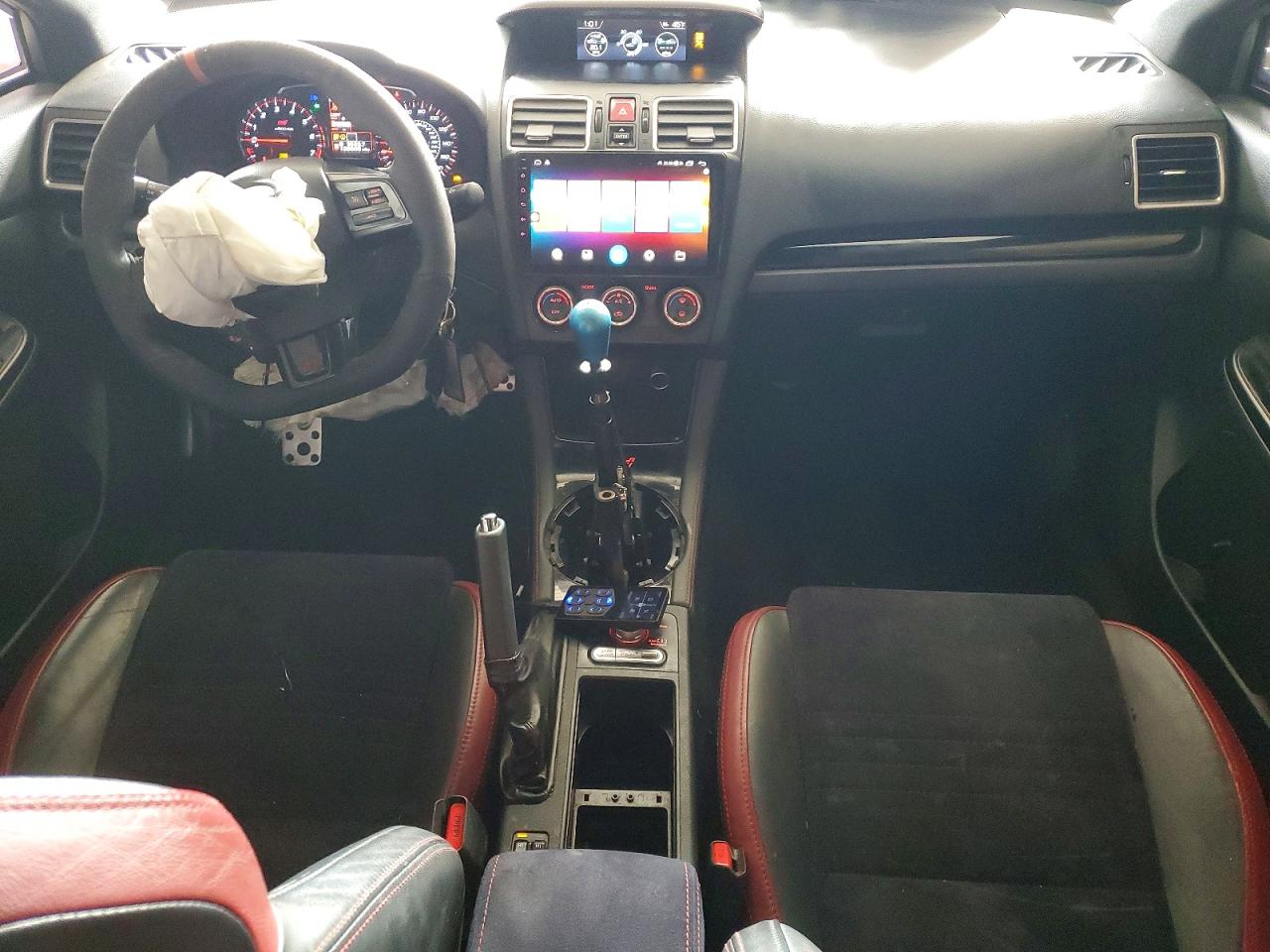 2018 SUBARU WRX STI photo 8