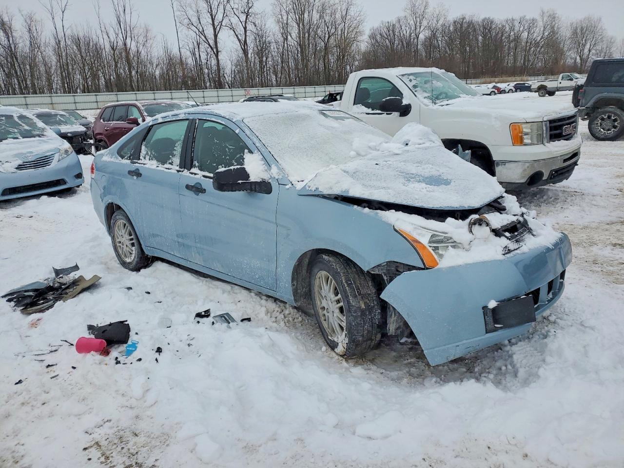 2009 FORD FOCUS SE photo 4