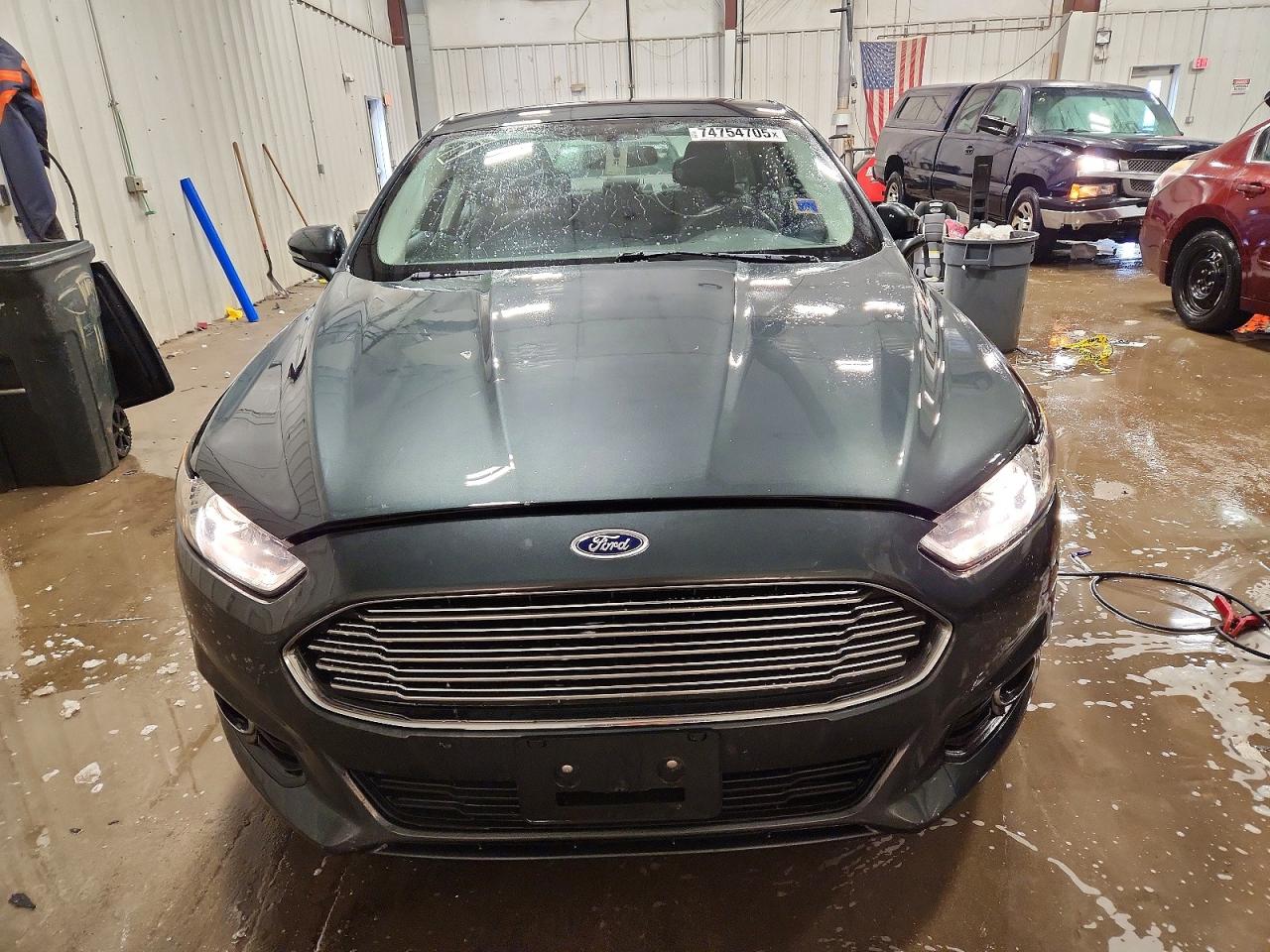 2015 FORD FUSION SE photo 13