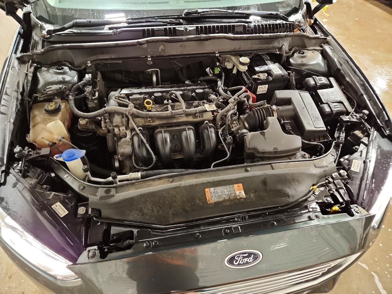 2015 FORD FUSION SE photo 31