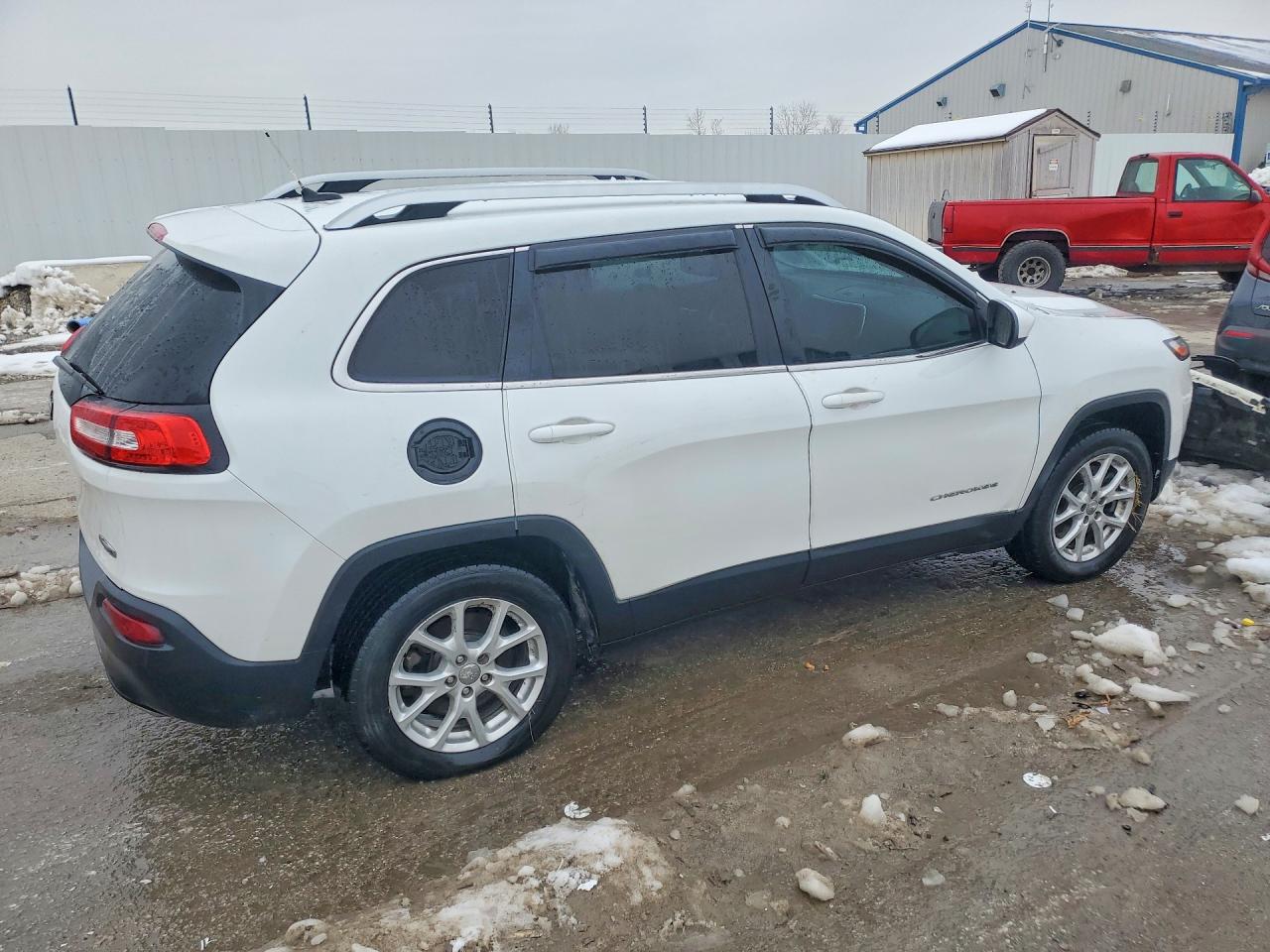 2015 JEEP CHEROKEE LATITUDE photo 5