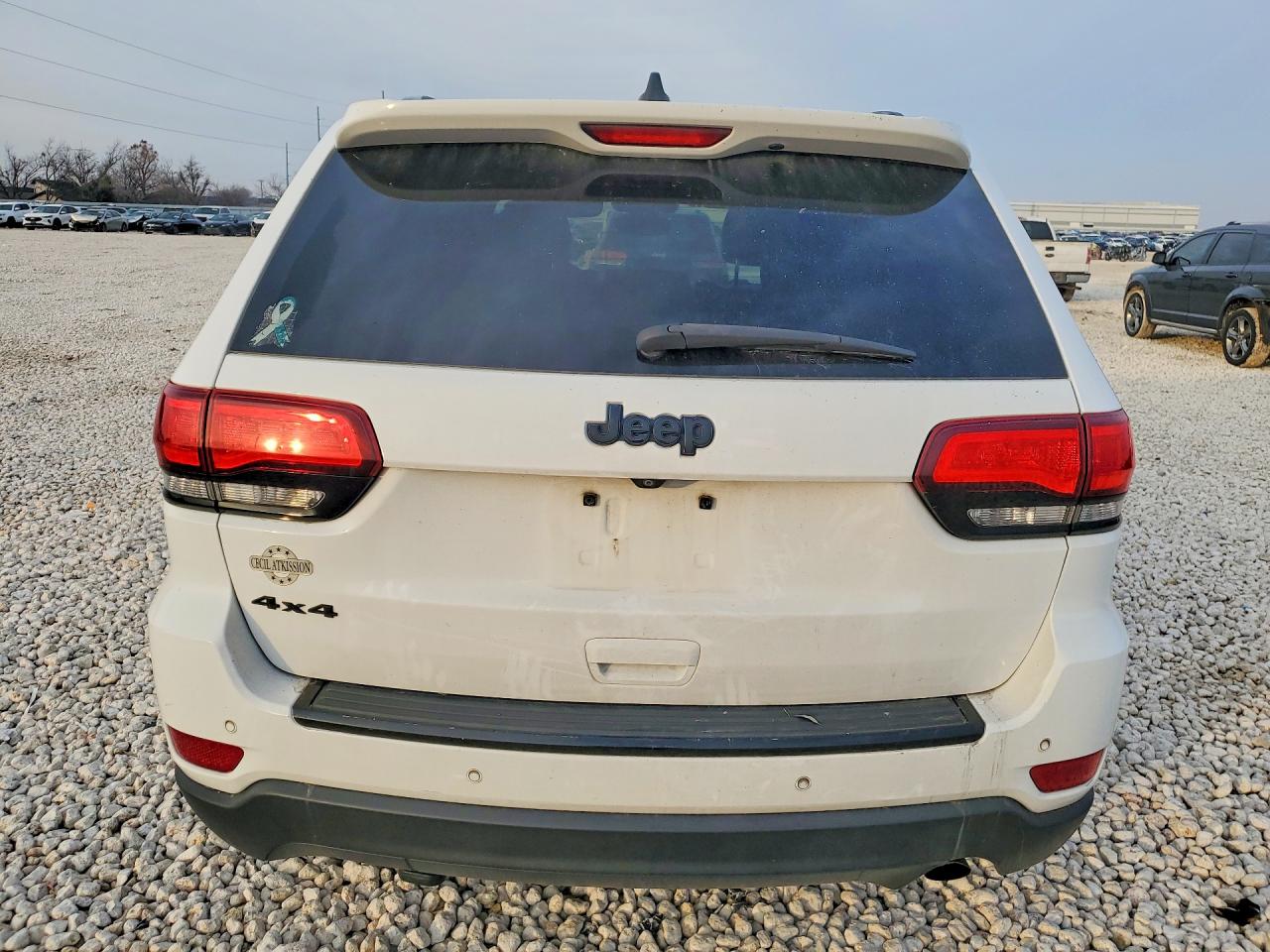 2018 JEEP GRAND CHEROKEE LAREDO photo 6