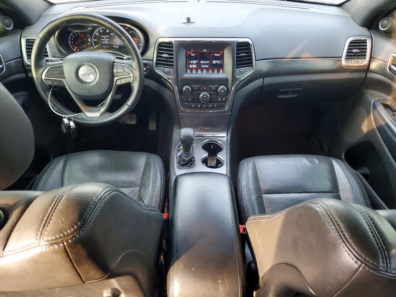 2018 JEEP GRAND CHEROKEE LAREDO photo 8