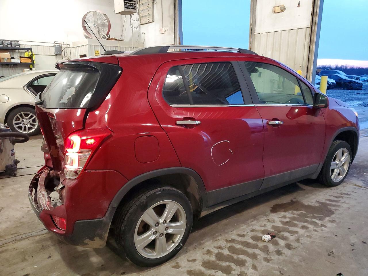2019 CHEVROLET TRAX 1LT photo 5