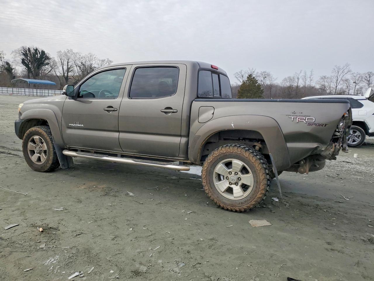 2013 TOYOTA TACOMA DOUBLE CAB PRERUNNER photo 3