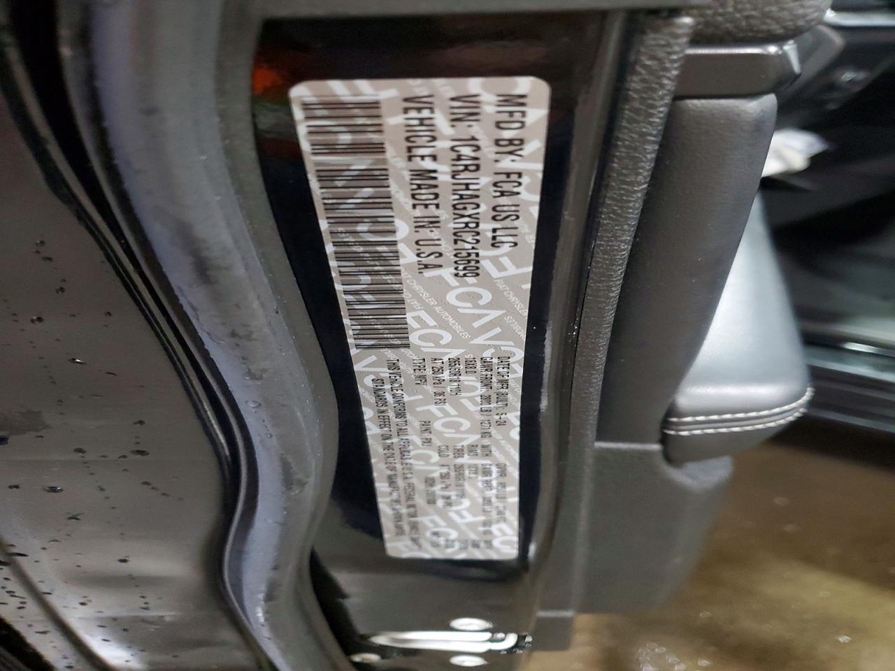 2024 JEEP GRAND CHEROKEE LAREDO photo 13