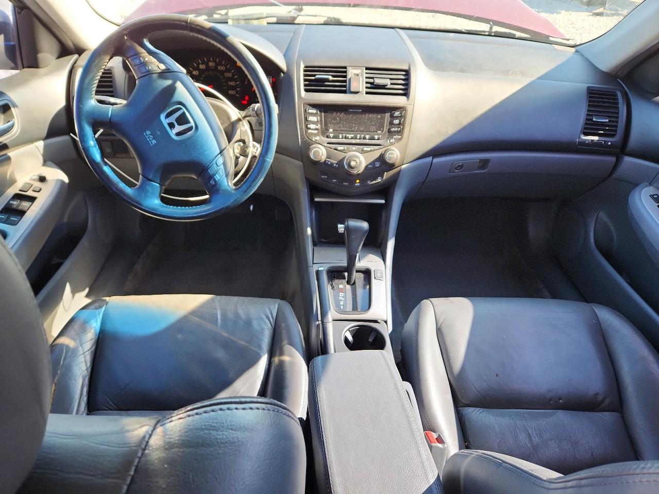 2005 HONDA ACCORD photo 8