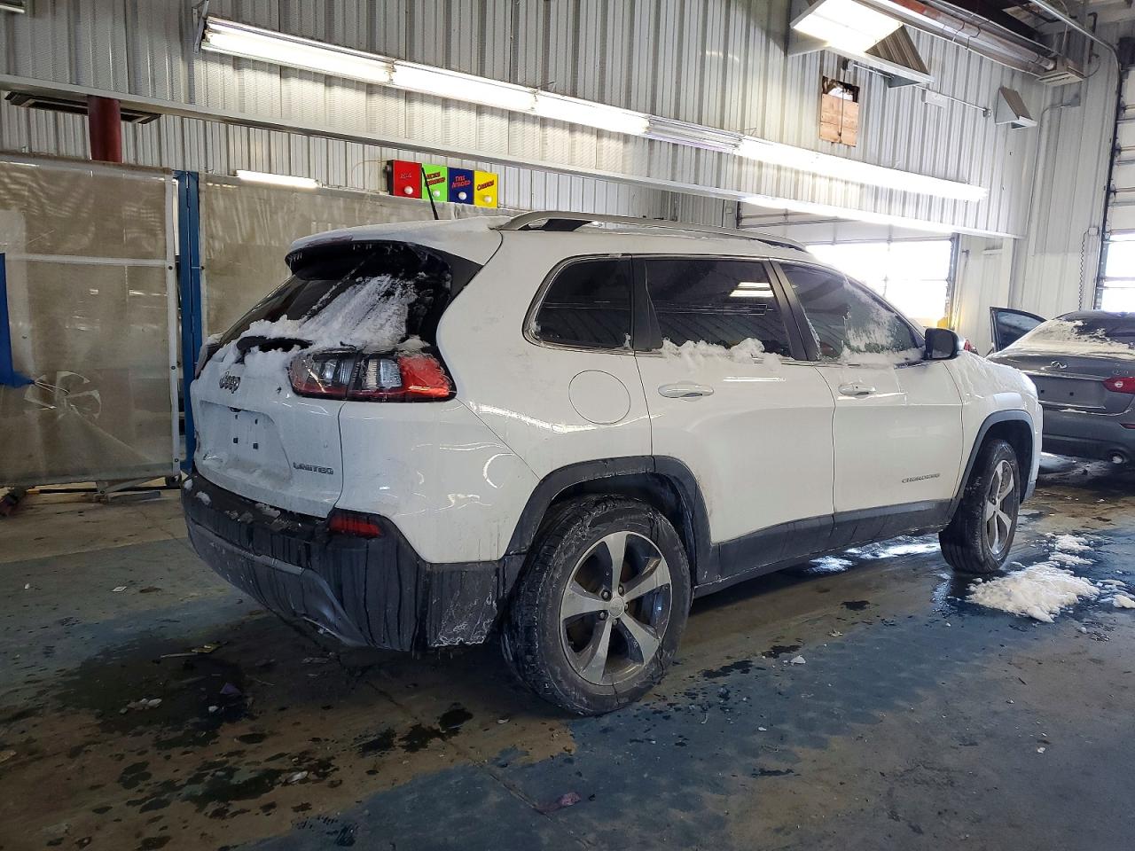 2019 JEEP CHEROKEE LIMITED photo 5