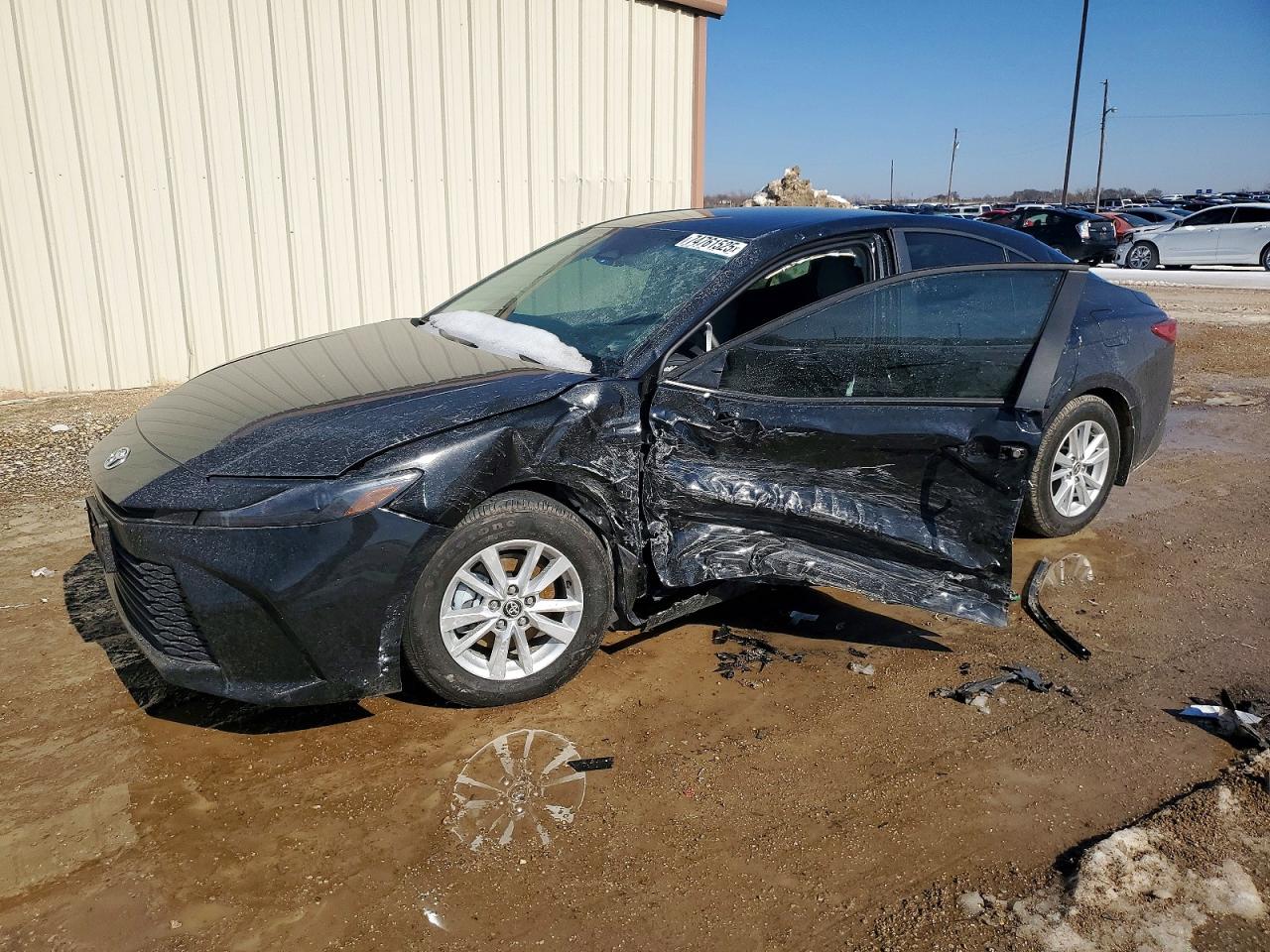 2025 TOYOTA CAMRY