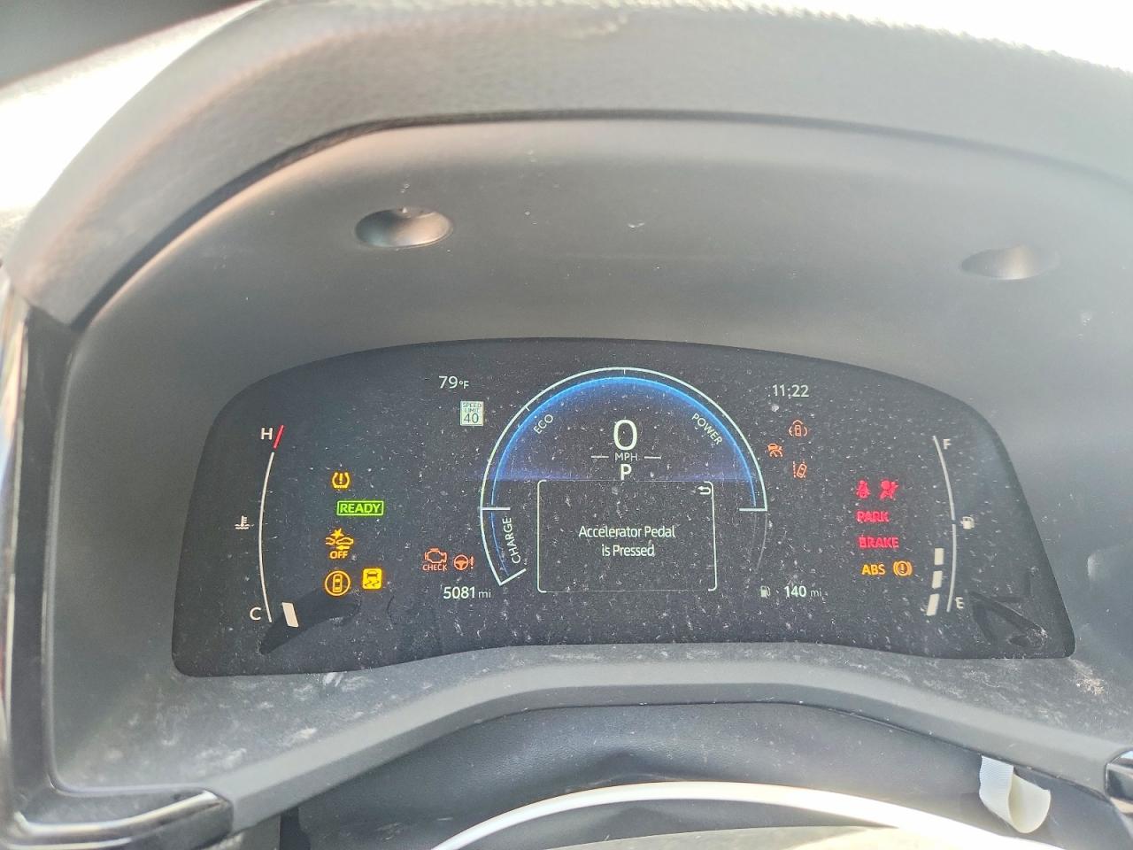 2025 TOYOTA CAMRY photo 9