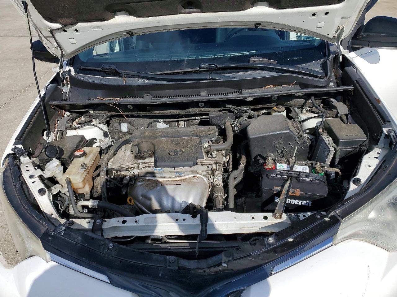 2016 TOYOTA RAV4 LE photo 21