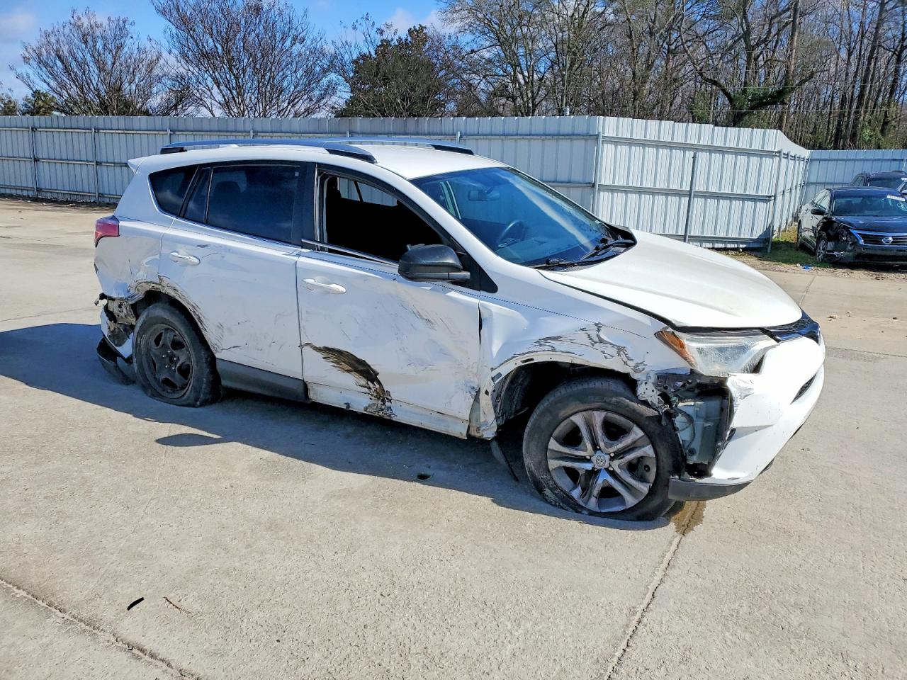 2016 TOYOTA RAV4 LE photo 7