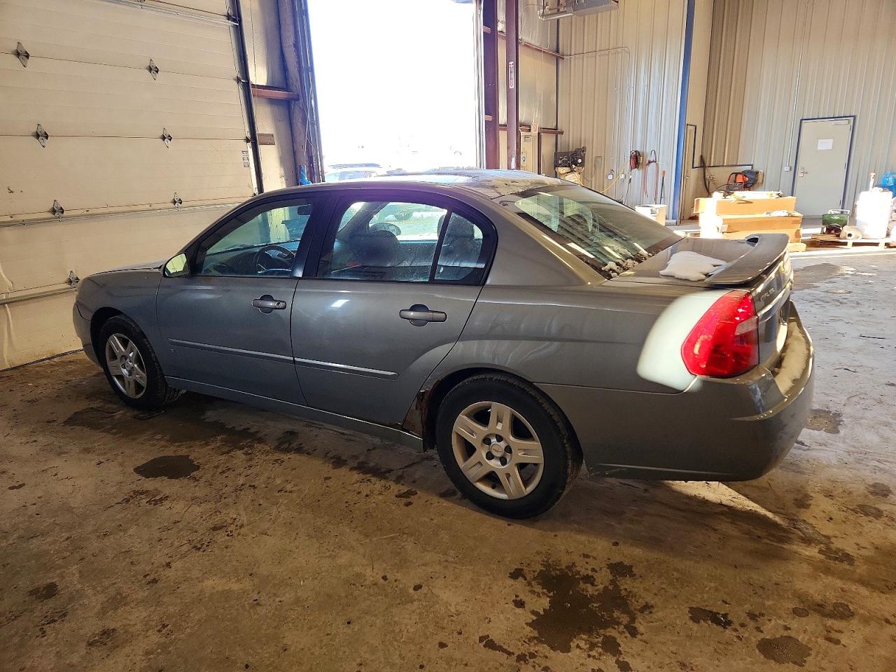 2007 CHEVROLET MALIBU LT photo 2
