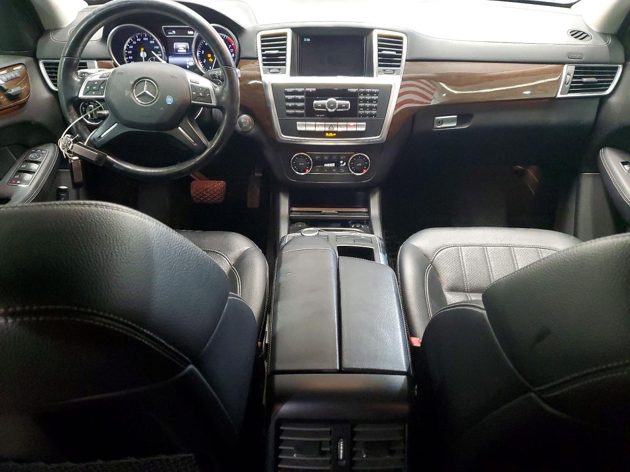 2016 MERCEDES-BENZ GL 450 4MATIC photo 15