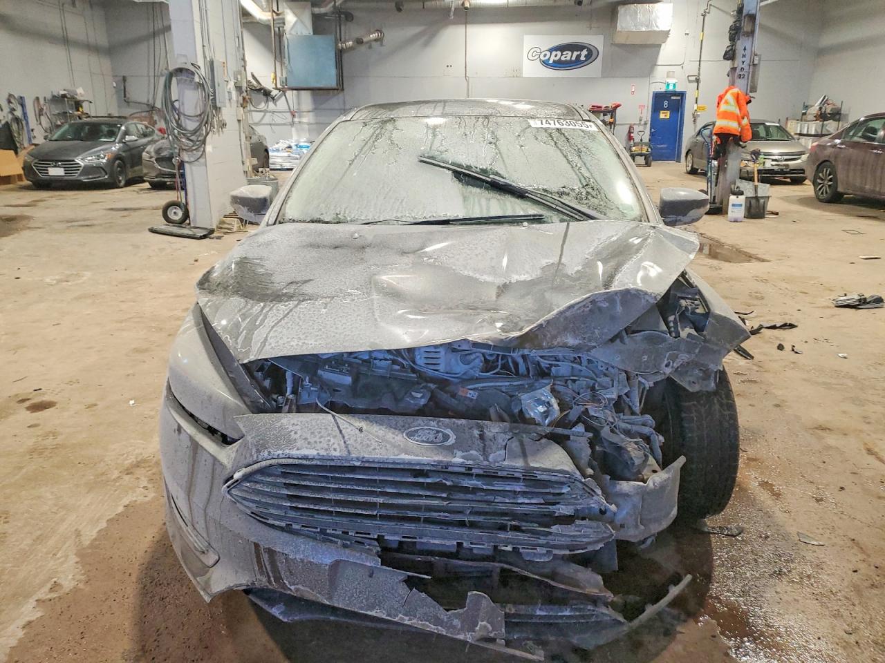 2017 FORD FOCUS SE photo 5
