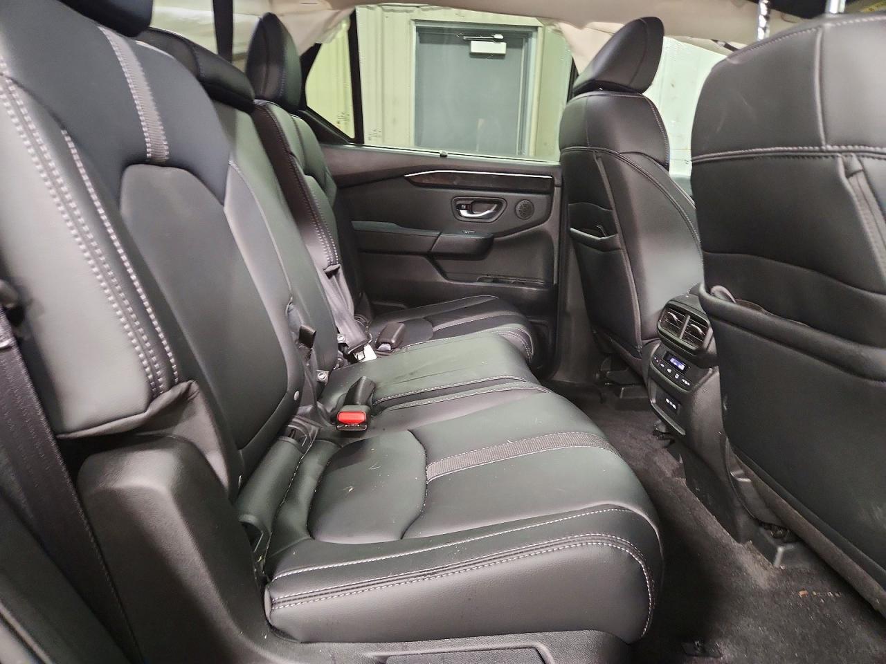 2025 HONDA PILOT EXL photo 21