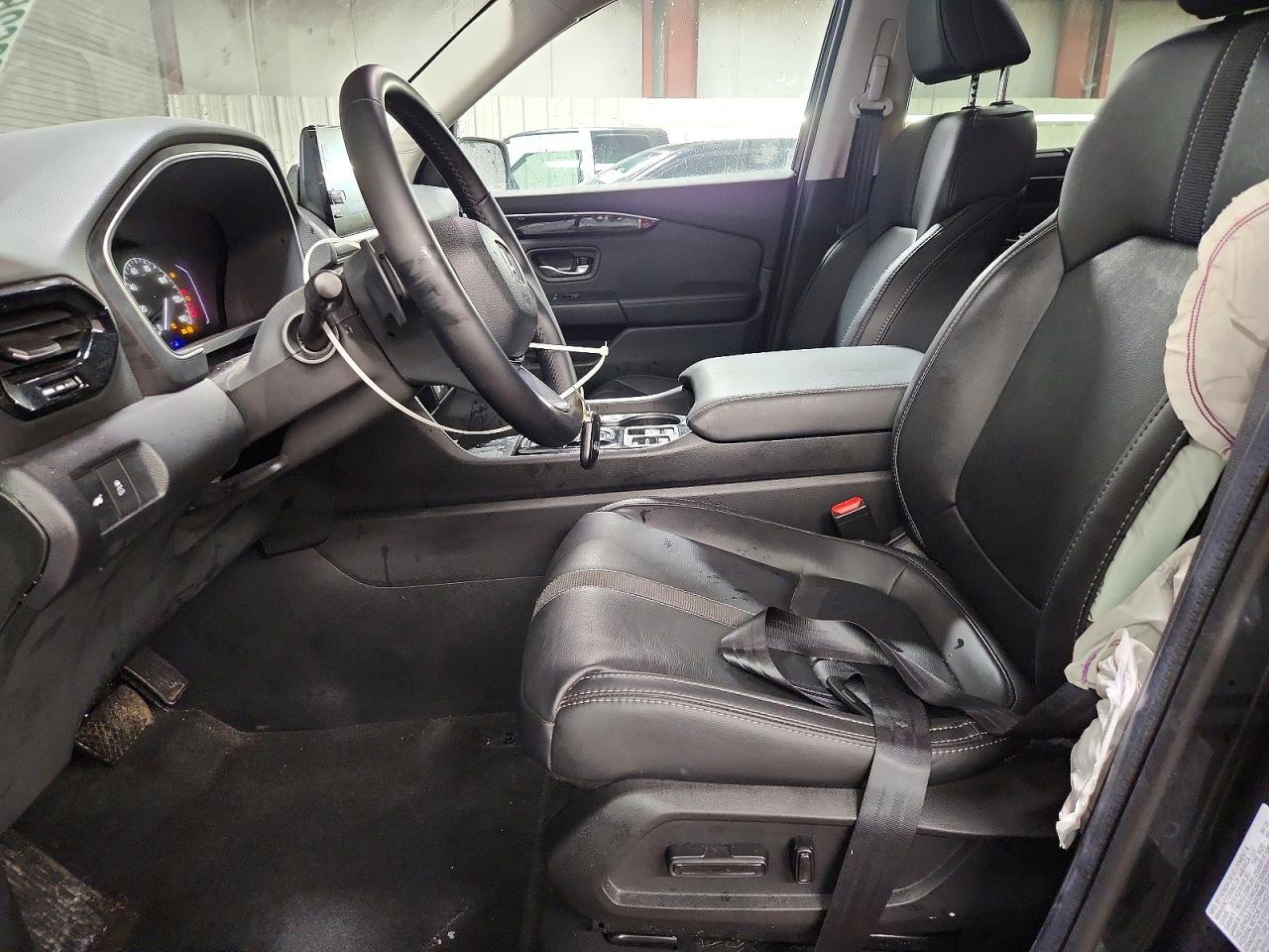2025 HONDA PILOT EXL photo 13