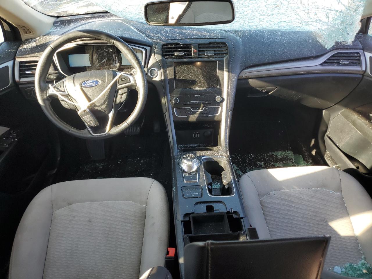 2019 FORD FUSION SE photo 15