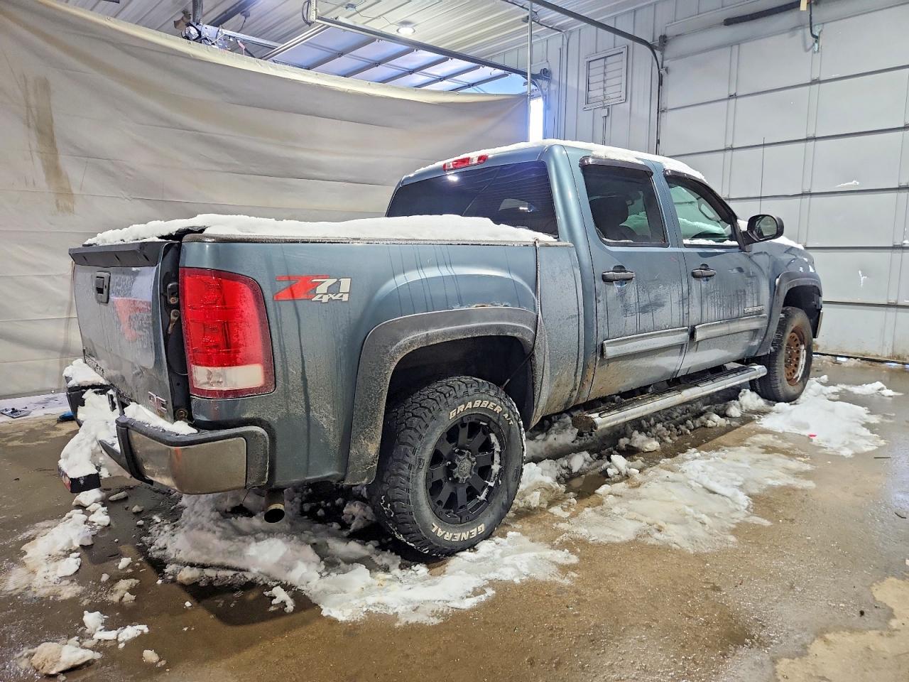 2010 GMC SIERRA K1500 SLE photo 5