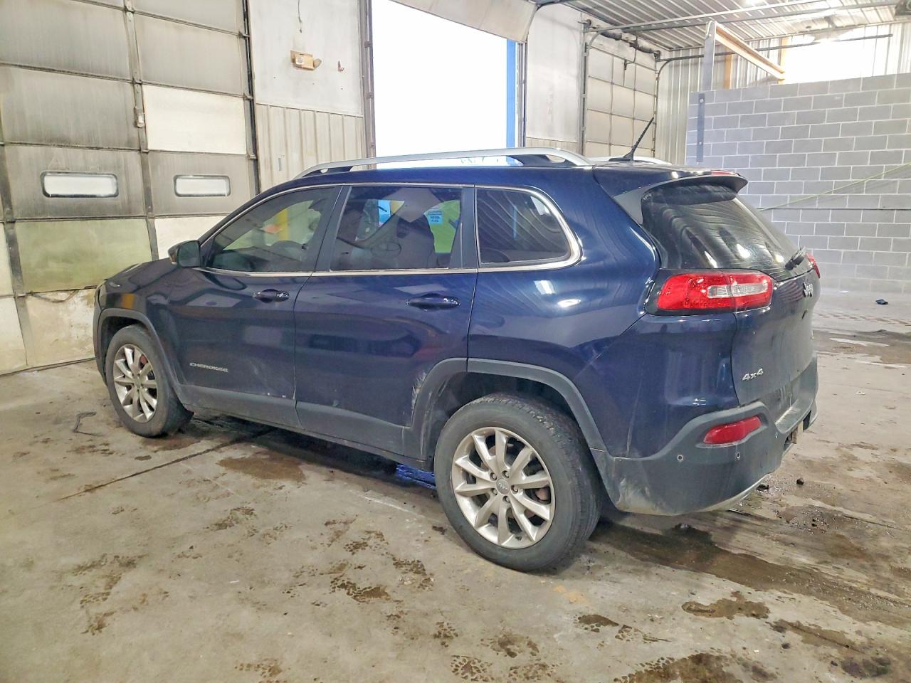 2015 JEEP CHEROKEE LIMITED photo 2