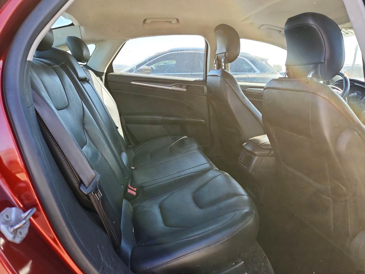 2014 FORD FUSION TITANIUM PHEV photo 19