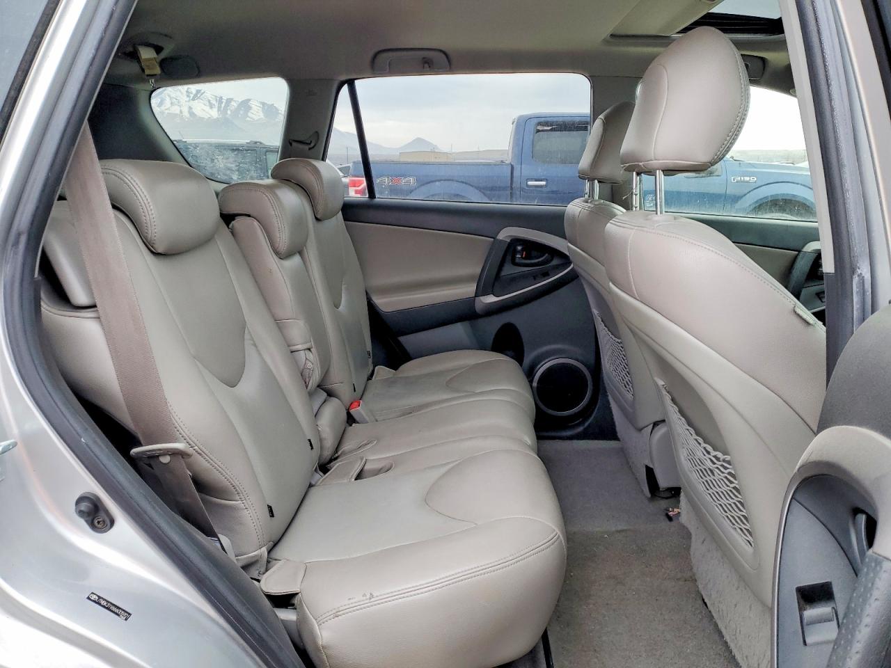 2006 TOYOTA RAV4 LIMITED photo 28