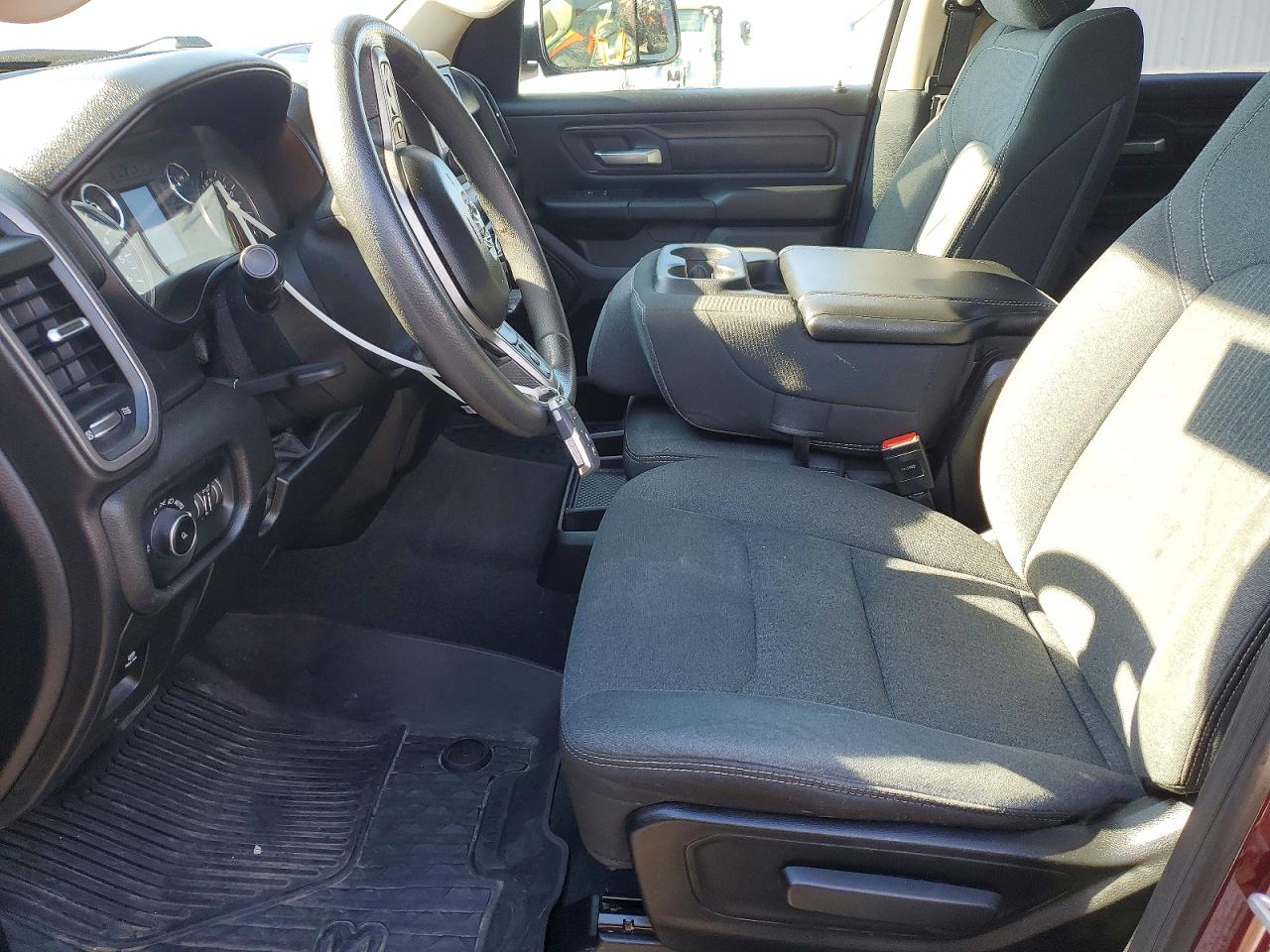 2019 RAM 1500 TRADESMAN photo 13