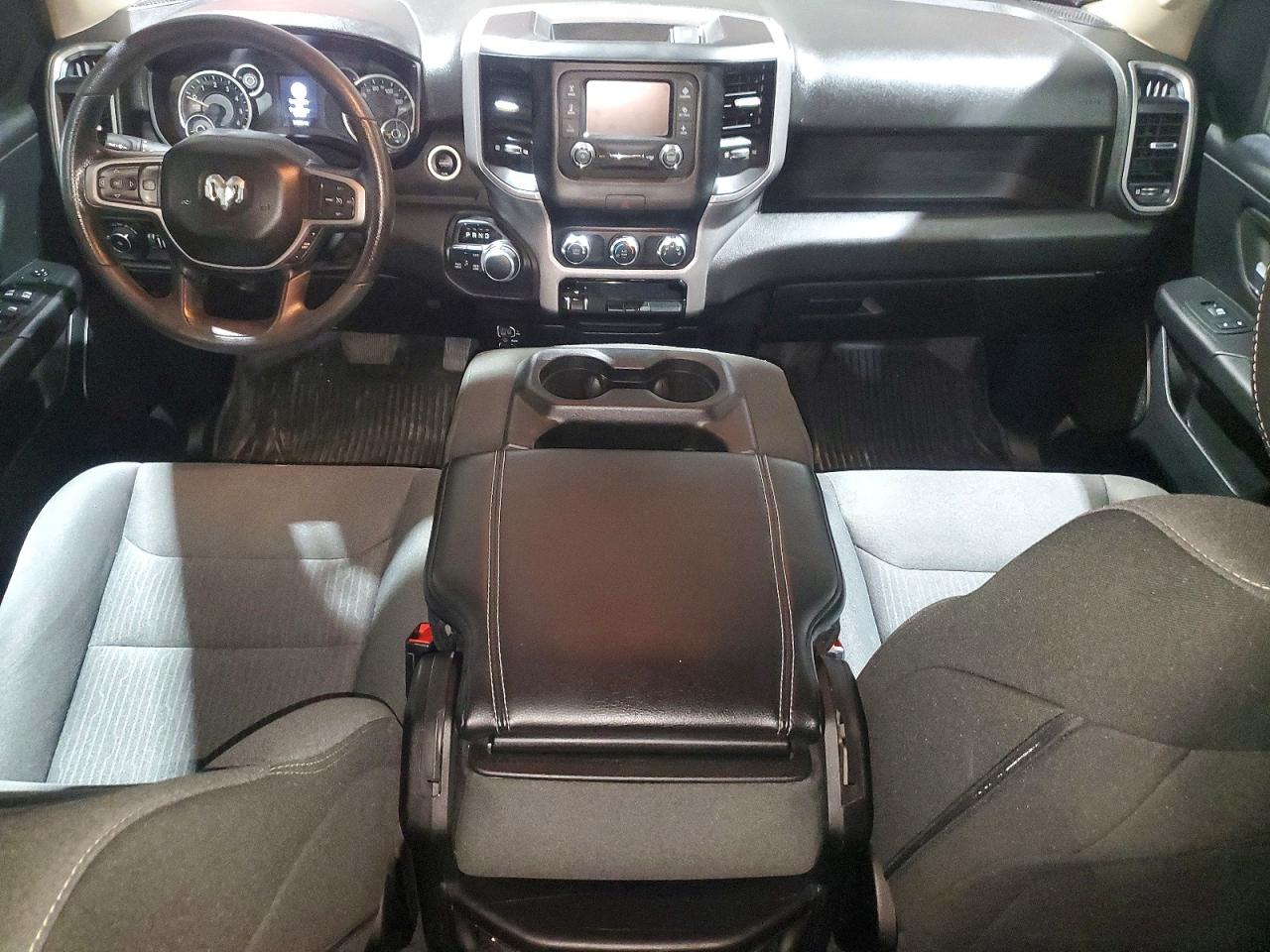2019 RAM 1500 TRADESMAN photo 15