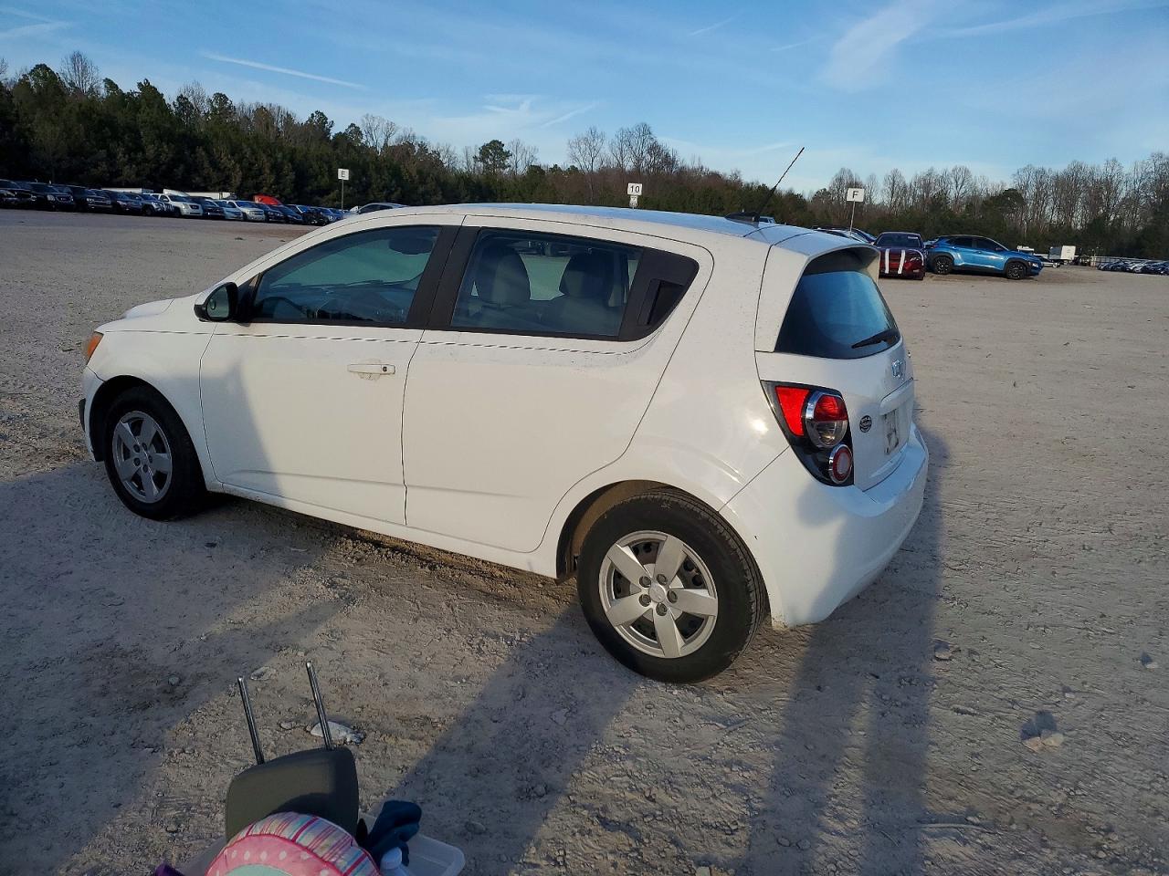 2014 CHEVROLET SONIC LS photo 3