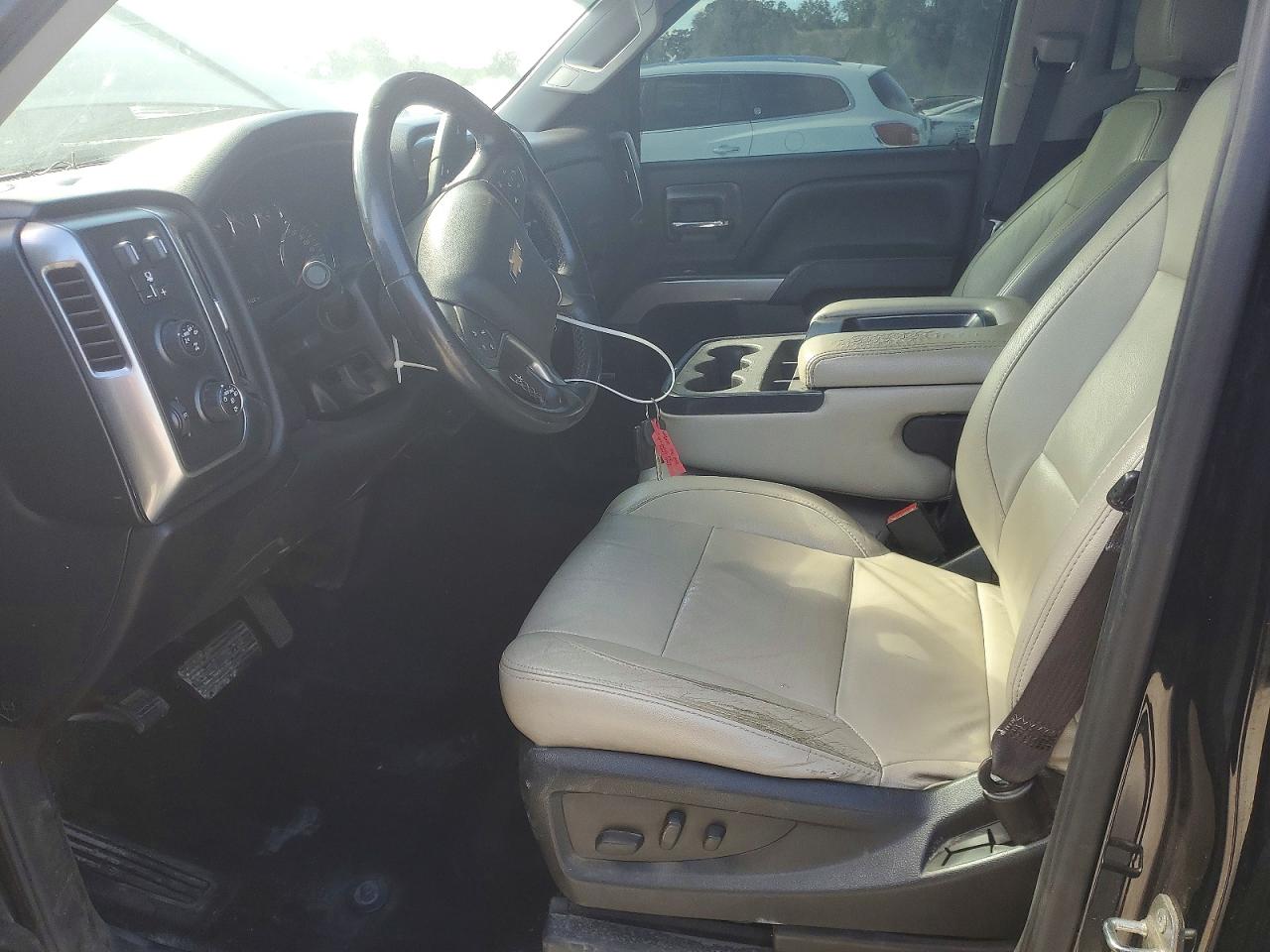 2016 CHEVROLET SILVERADO K1500 LT photo 7