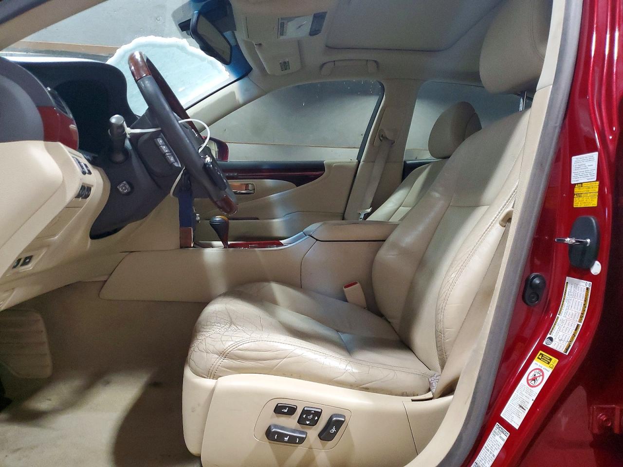 2010 LEXUS LS photo 7