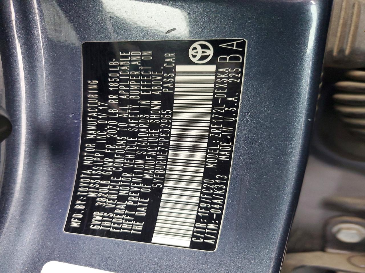 2017 TOYOTA COROLLA SE photo 12