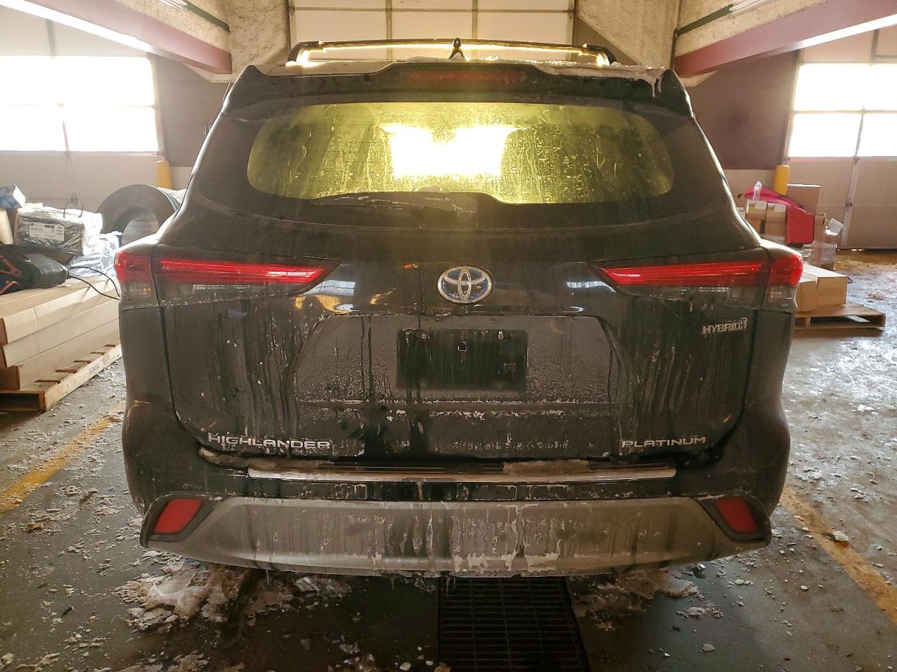 2022 TOYOTA HIGHLANDER HYBRID PLATINUM photo 6