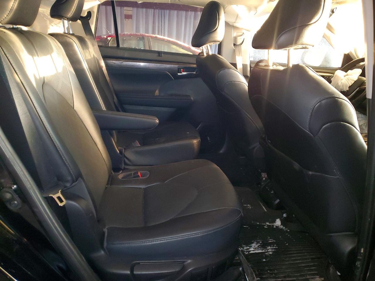 2022 TOYOTA HIGHLANDER HYBRID PLATINUM photo 11