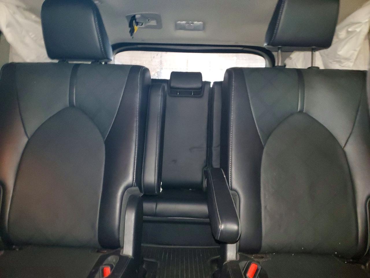 2022 TOYOTA HIGHLANDER HYBRID PLATINUM photo 10