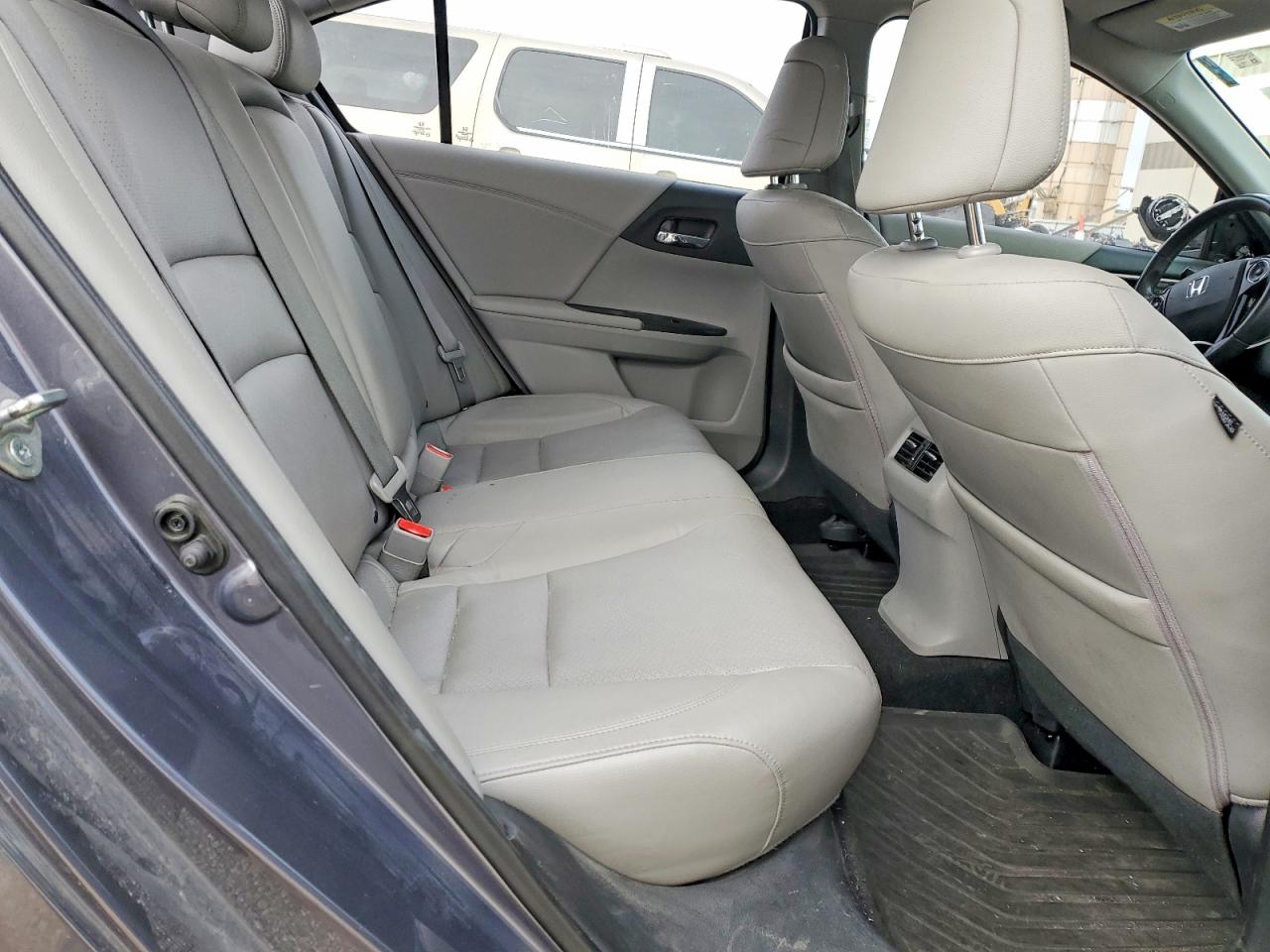 2016 HONDA ACCORD EXL photo 10