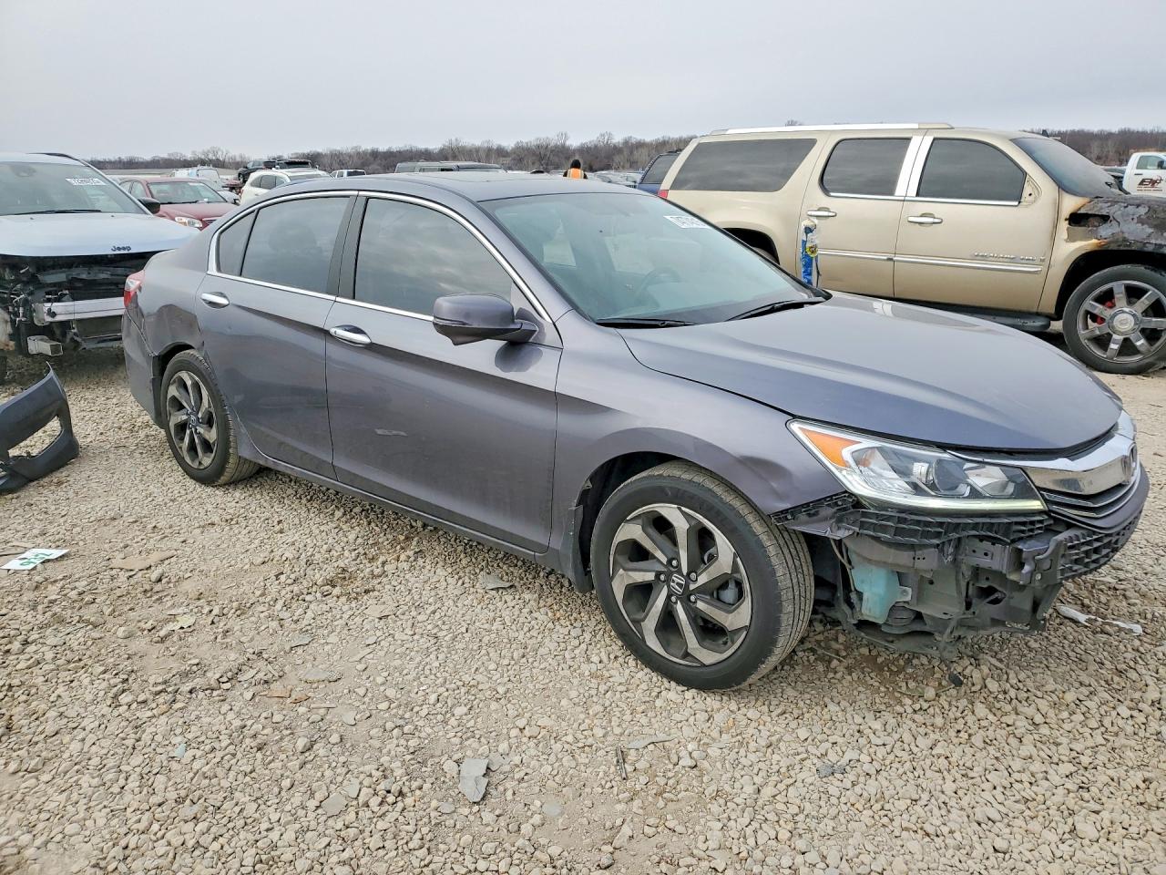 2016 HONDA ACCORD EXL photo 4