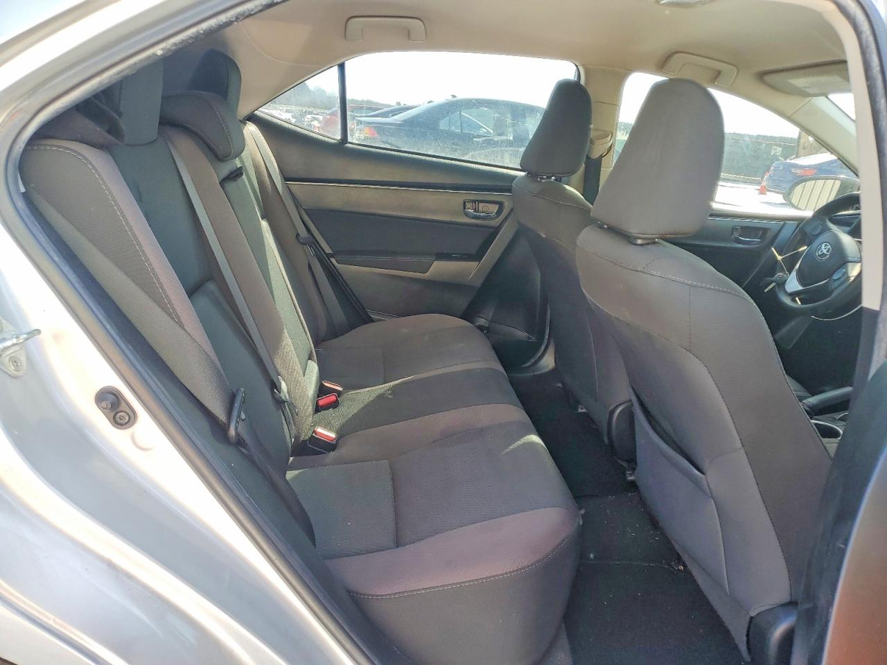2018 TOYOTA COROLLA photo 37
