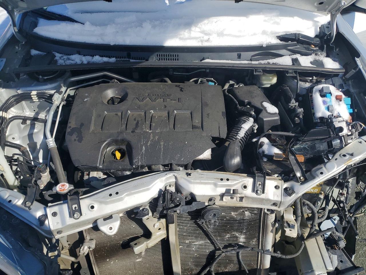 2018 TOYOTA COROLLA photo 41